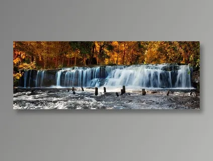 美丽的秋天瀑布景色高清摄影图片