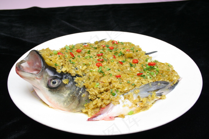 粤菜1392酱椒鱼头1