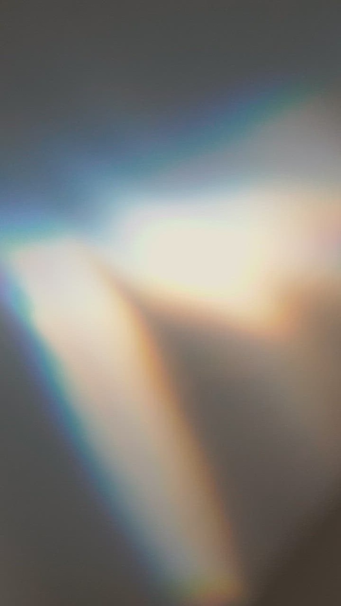 黑色背景上的抽象光形状