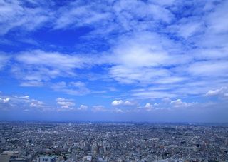 清澈天空背景云层云彩城市