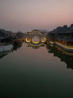 古风小镇夜幕海报