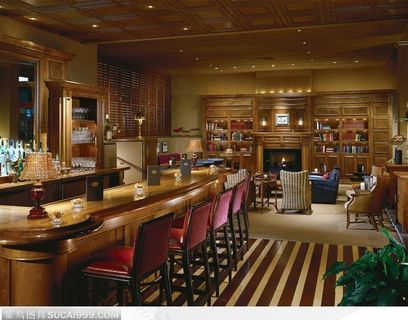 金色格调的贵族酒吧