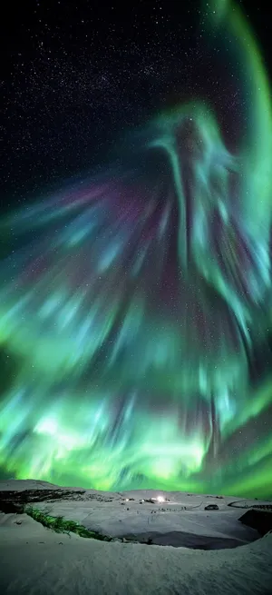 绿色极光壁纸图片