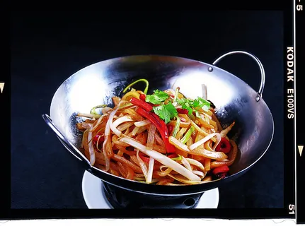 干锅美食焖锅湘菜麻辣香辣纸锅干锅腊味萝卜丝