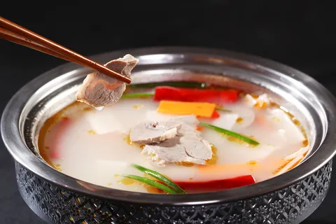 D00146酸萝卜炖羊肉