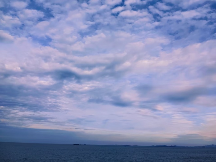 海边天空+简约明亮+海蓝+风景素材