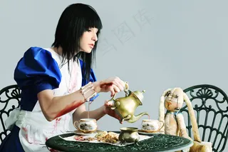 可爱青春美女图片下载