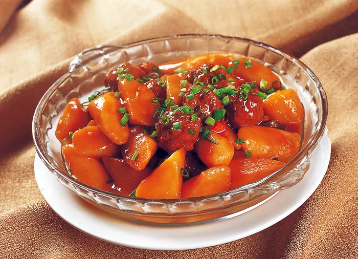 1009XC-0050淮山烧肉丸