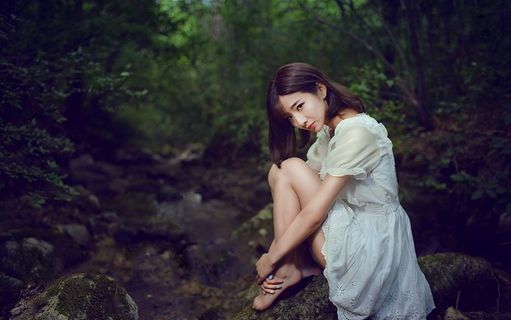 清纯可爱邻家女孩桌面壁纸摄影图