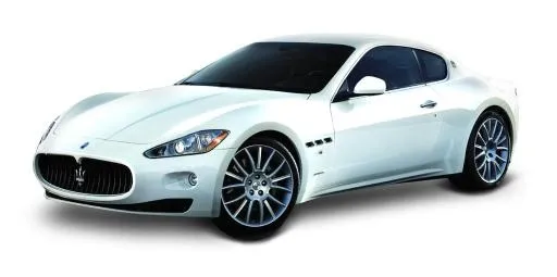 玛莎拉蒂 PNG免抠(1566x780)