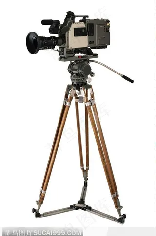 三角架上的摄影机