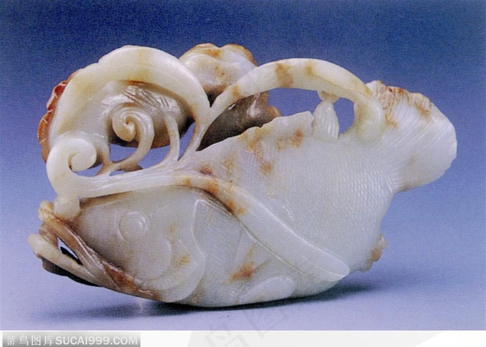 中华传统-镂空雕刻的金鱼