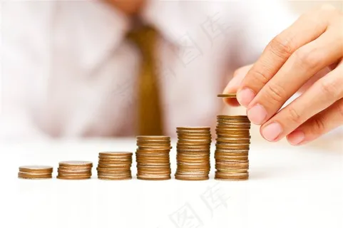 金钱系列 - 逐渐堆高的钱币