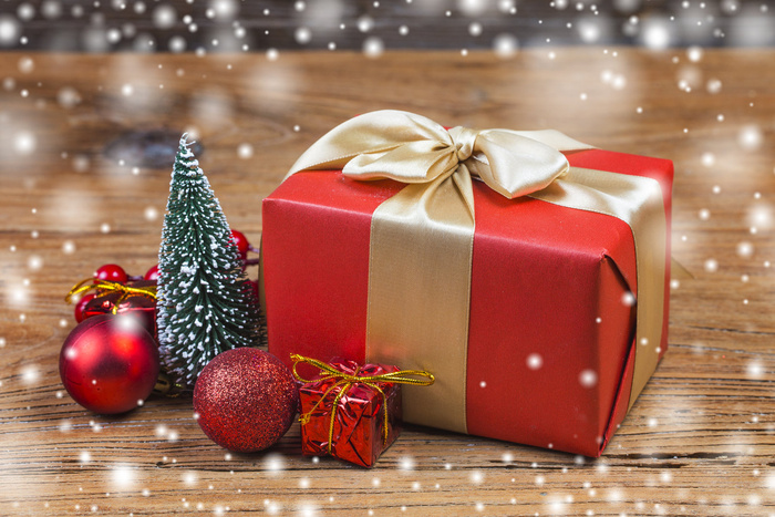 圣诞节礼物盒圣诞球元素装饰场景特写近景(13)