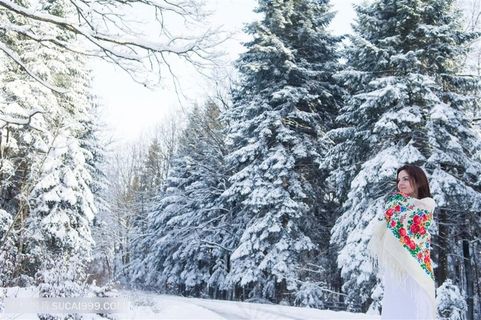 雪地美女图片 雪地美女图片