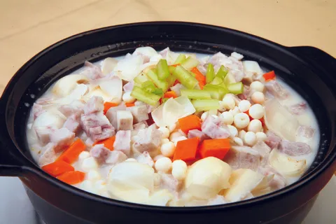 CXC06012香芋茨实煲