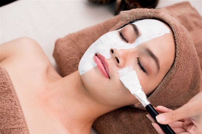 美女做养生spa素材