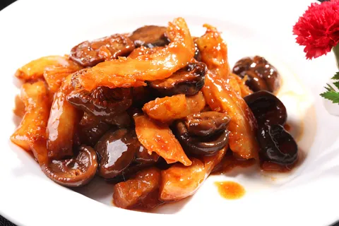 香菇烧蹄筋