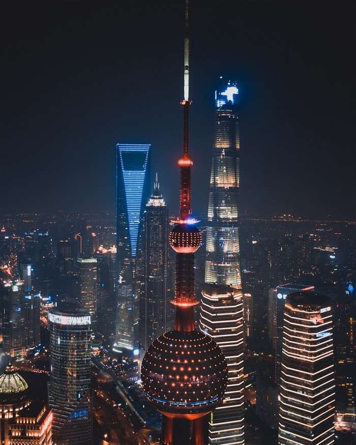 上海东方明珠城市建筑夜景高清图片