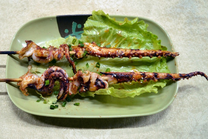 烧烤美食烤肉街边小吃油炸烤鱿鱼须