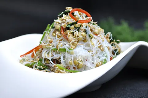 养生芽菜拌粉丝 养生芽菜拌粉丝