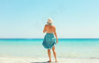 夏季海边美女背影艺术摄影