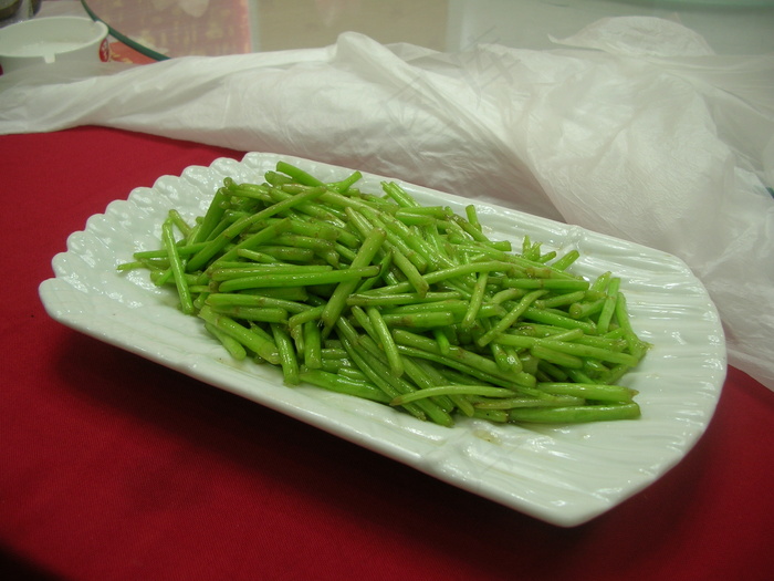   清炒黎蒿