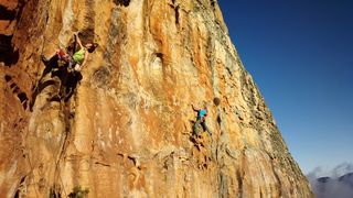 高清户外攀岩图片