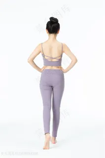 运动美女身材展示