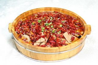 34水煮肝尖 川情小镇