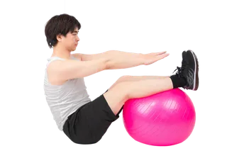 瑜伽人物免扣png