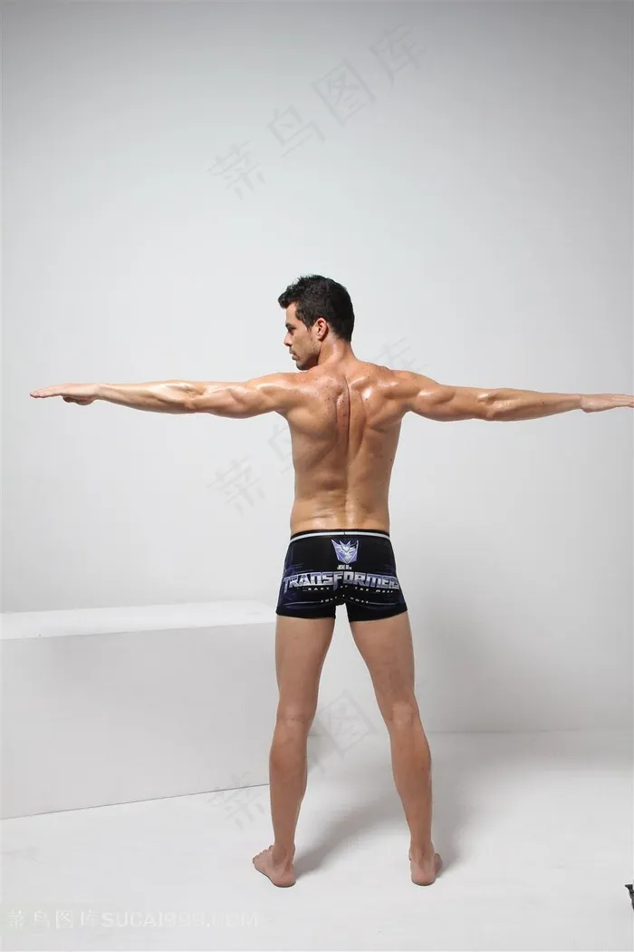 男性*