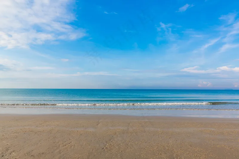 大海沙滩图片