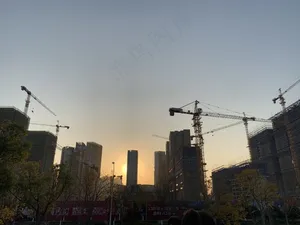 施工、日暮