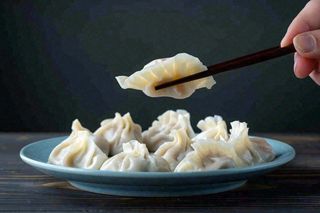 饺子中国传统美食冬至吃饺子摄影图