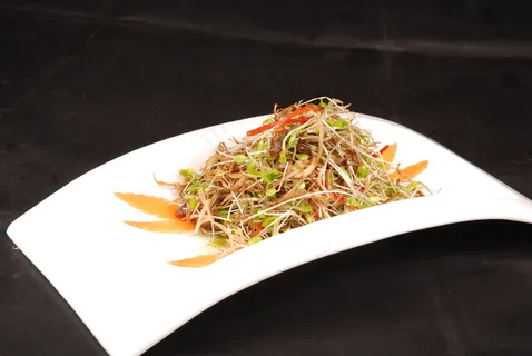 LCSC3412香椿苗拌茶树菇 38