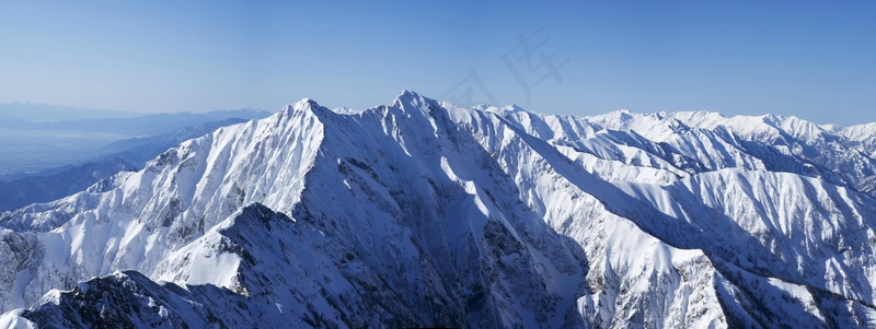 冰雪的雄峰