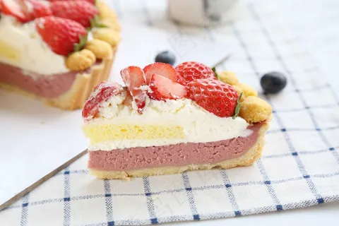 草莓蛋糕甜品小吃