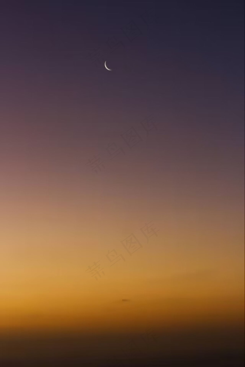 黄昏和月亮