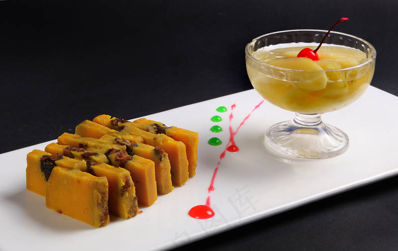 栗子糕拼情人果22元