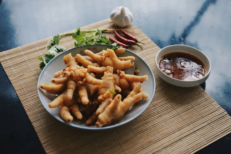 卤味鸡爪美食