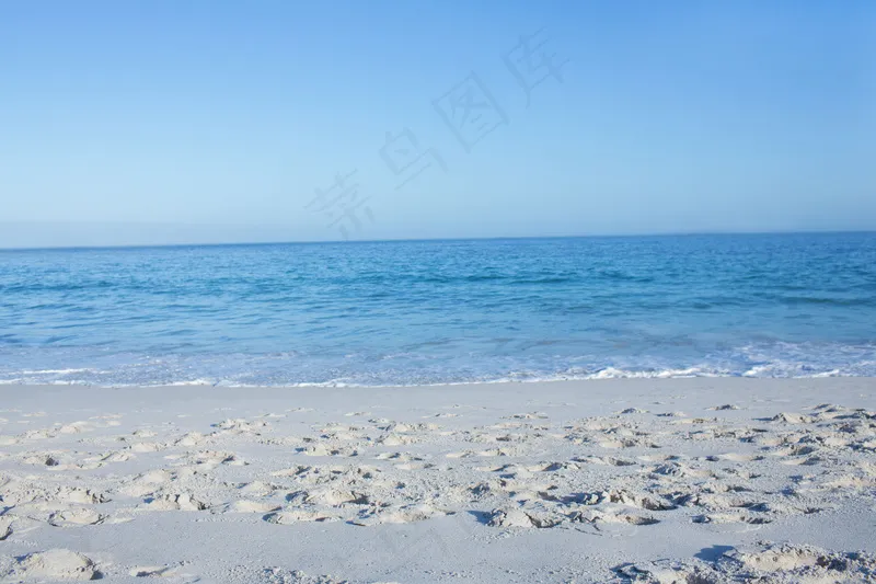 大海沙滩图片
