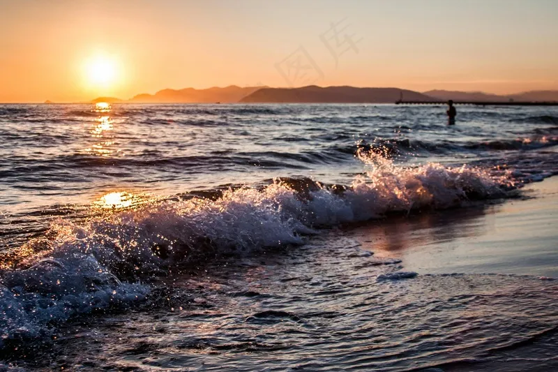 金色海浪 夕阳余晖
