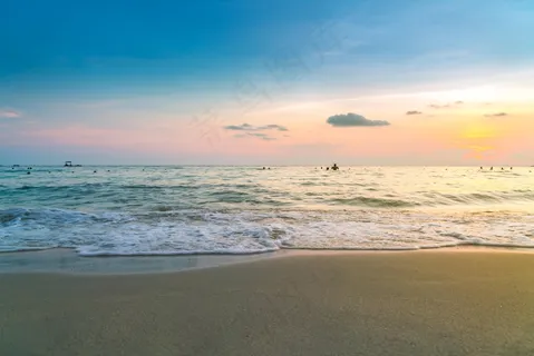 大海沙滩图片 大海沙滩图片