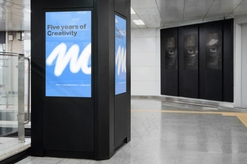 地铁站车站广告牌灯箱样机2样机