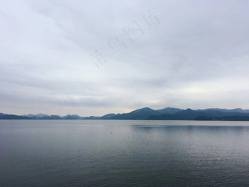 湖、山、东钱湖