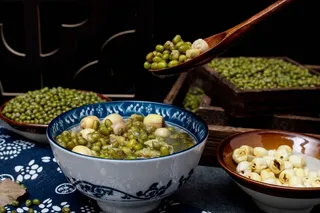 莲子绿豆汤
