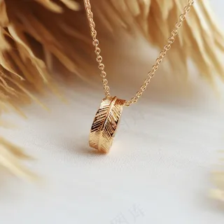 铂金羽毛项链首饰摄影图