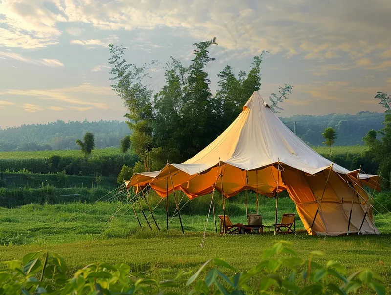 户外露营山顶帐篷云海摄影图(3696x2784)