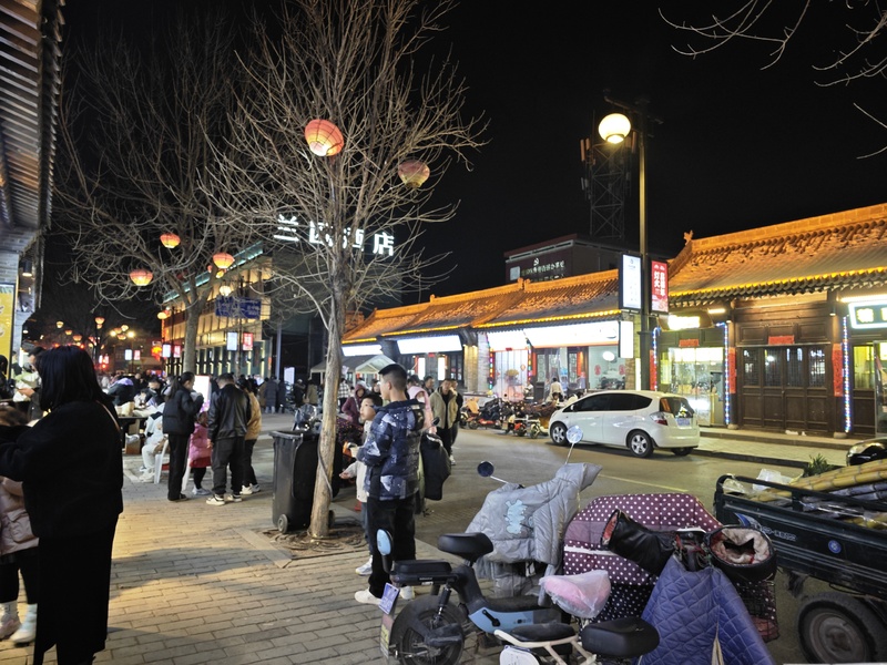 夜晚的古城